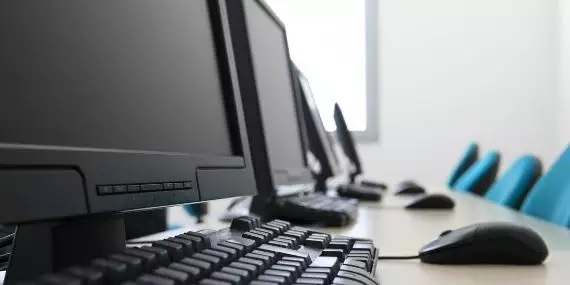 Ministério da Educação muda as regras da Educação à Distância e cria curso semipresencial