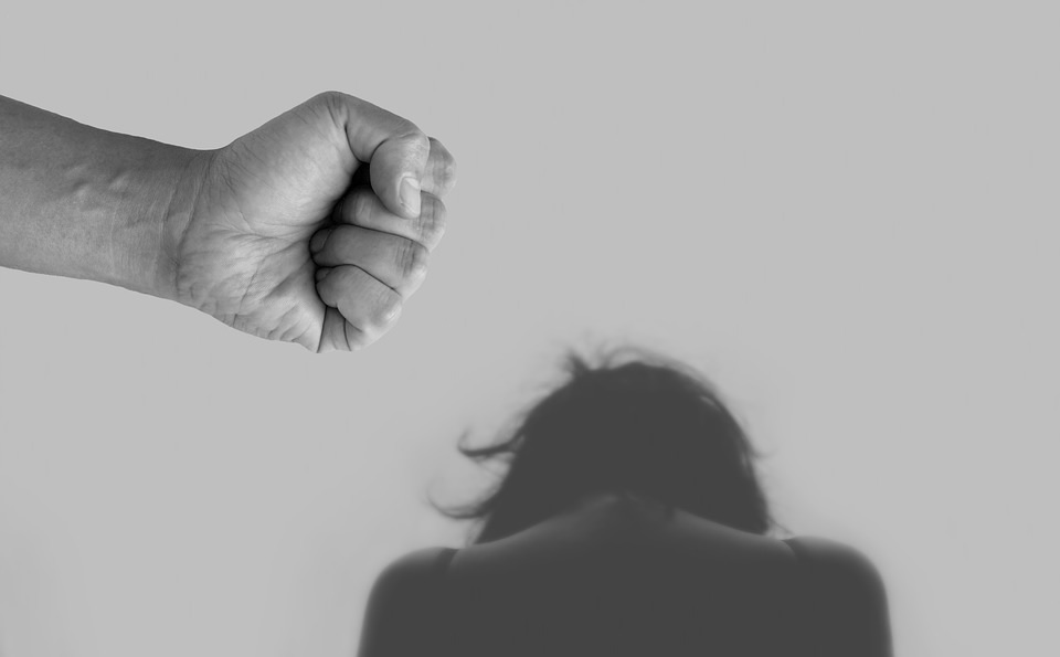 Feminicídio tem alta de 1.571 casos, segundo dados do Anuário de Segurança