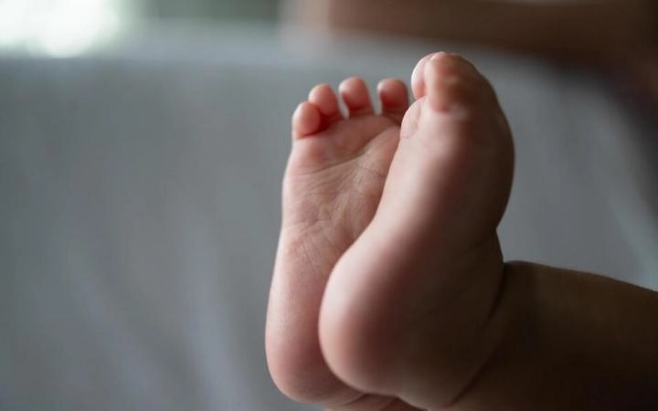 Mãe é investigada após bebê sofrer queimaduras em São Miguel do Guamá